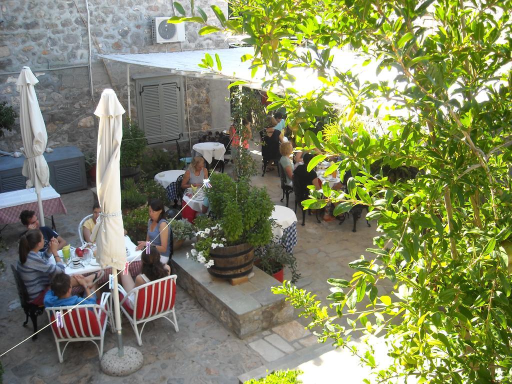 Theano Guesthouse Hydra  Esterno foto